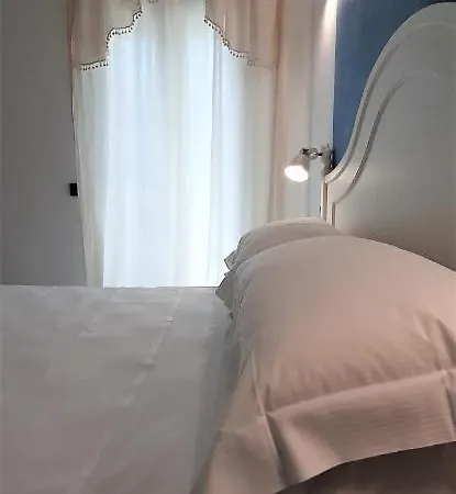 Lo Spada Rooms B&B *