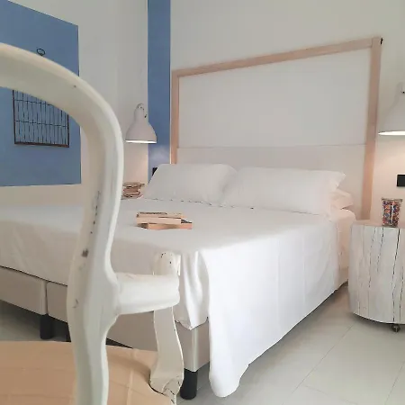 Lo Spada Rooms B&B Bed & Breakfast Cefalu