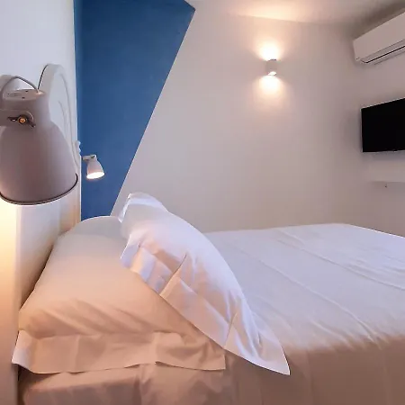 Lo Spada Rooms B&B Cefalu