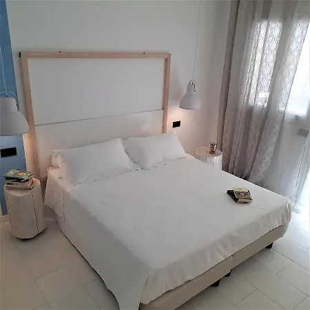 Lo Spada Rooms B&B Bed & Breakfast